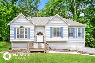 9551 Ashley Oaks Dr in Jonesboro, GA - Building Photo