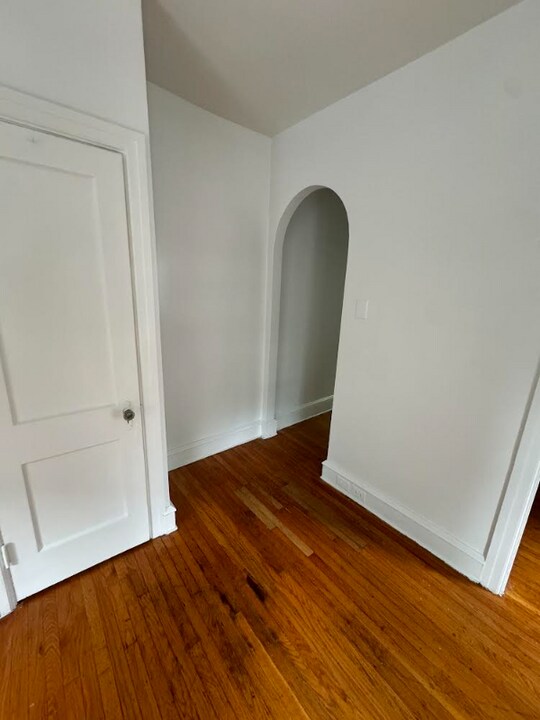212 S 41st St in Philadelphia, PA - Building Photo
