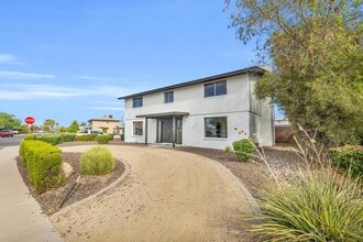 1122 E Concorda Dr in Tempe, AZ - Building Photo - Building Photo