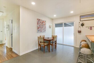 807 W Oltorf St in Austin, TX - Building Photo - Building Photo