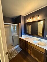 15920 Korie Dr in Edmond, OK - Building Photo - Building Photo