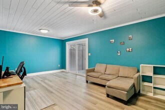 302 Freeton Ct in Stephens City, VA - Building Photo - Building Photo