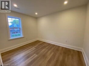 322 Huron St in Stratford, ON - Building Photo - Building Photo