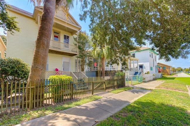 property at 1619 Ursuline St