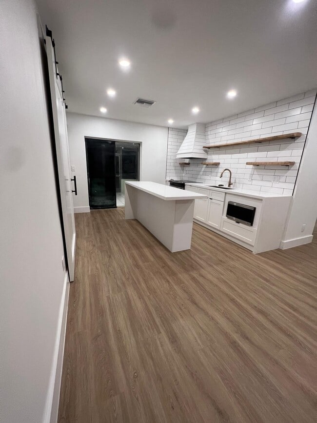 property at 19053 Holly Rd