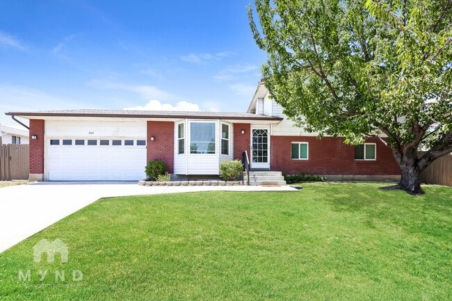 property at 6614 Cougar Ln