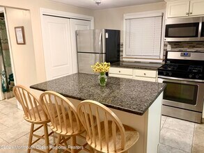 61 Fielder Ave in Seaside Heights, NJ - Building Photo - Building Photo