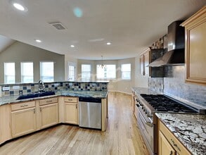 2320 S Gibralter Way in Aurora, CO - Foto de edificio - Building Photo
