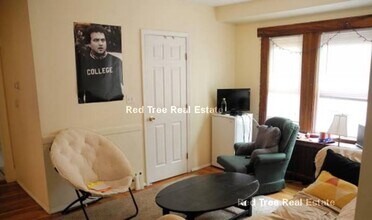 42 Kirkwood Rd in Boston, MA - Building Photo - Building Photo