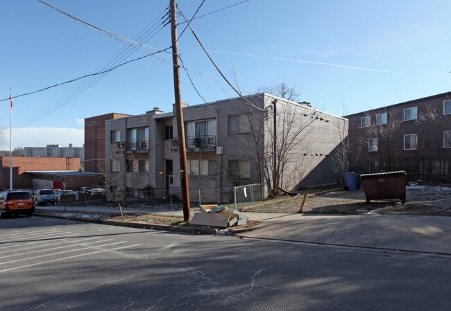 501 Chesapeake St SE in Washington, DC - Building Photo - Building Photo