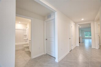 15832 SE 101 Ave in Summerfield, FL - Building Photo - Building Photo