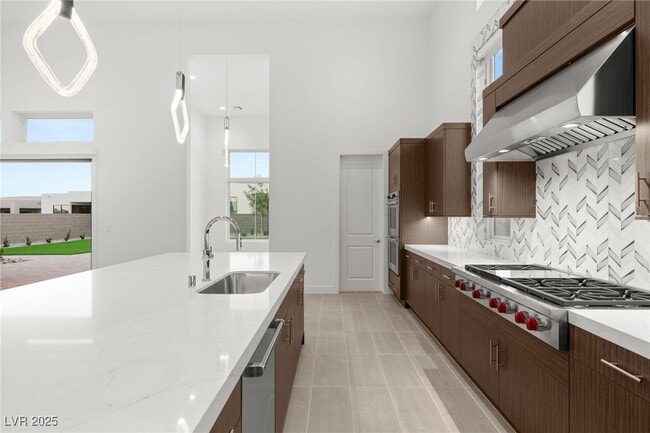 property at 10793 Vista Altura Ave