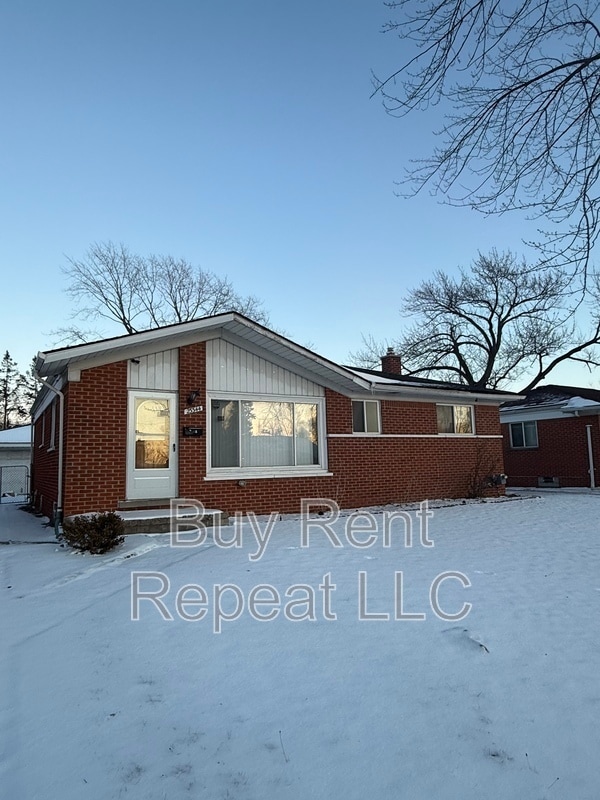 property at 23344 Panama Ave