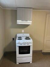 26144 E Huron River Dr, Unit 26144 E Huron River Dr in Flat Rock, MI - Building Photo - Building Photo