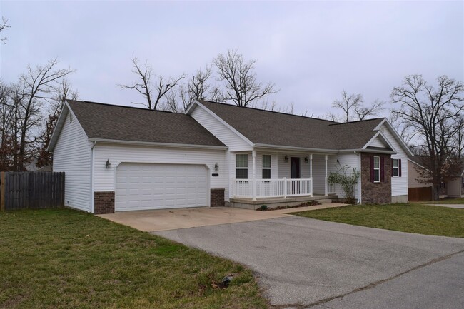 23121 Righteous Ln in Waynesville, MO - Foto de edificio - Building Photo