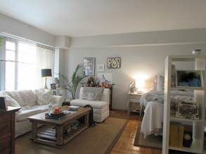 1711 Massachusetts Ave NW-Unit -#331 in Washington, DC - Building Photo - Building Photo