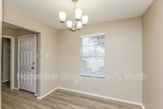 10317 Kingspoint Blvd in Fort Worth, TX - Building Photo - Building Photo