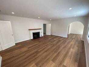 1246 Altschul Ave in Menlo Park, CA - Building Photo - Building Photo