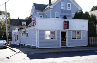 222 Centre St in Middleboro, MA - Building Photo - Building Photo