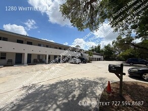 1280 Whitfield Ave in Sarasota, FL - Foto de edificio - Building Photo