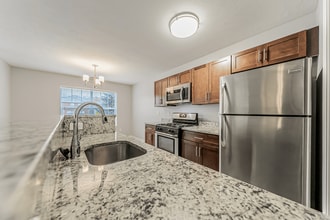 Reserves at 1150 / Parma in Parma, OH - Building Photo - Building Photo