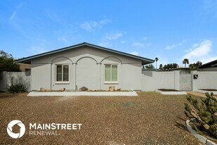 3108 W McLellan Blvd in Phoenix, AZ - Building Photo