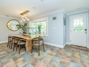 431 Carpenter Ave in Sea Cliff, NY - Building Photo - Building Photo