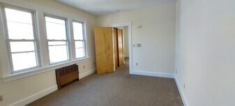 1595 Center Ave, Unit #2 in Fort Lee, NJ - Building Photo