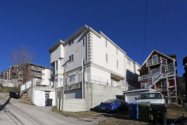 212 3rd St NE in Calgary, AB - Building Photo - Building Photo