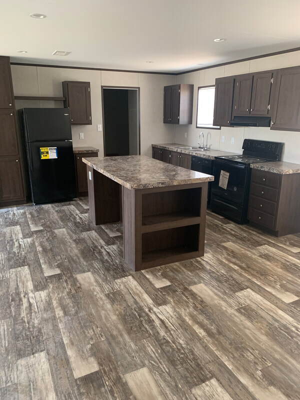 655 Mustang Dr in Stephenville, TX - Building Photo - Building Photo