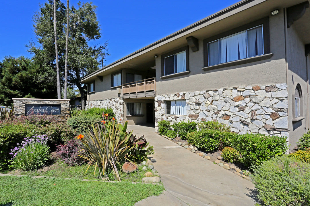 Azalea Court in Sacramento, CA - Building Photo