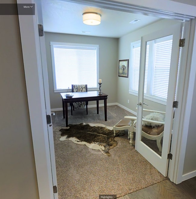 4742 SW Volcano Ave in Redmond, OR - Building Photo - Building Photo