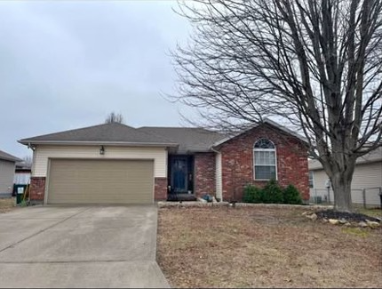 property at 405 Valley View