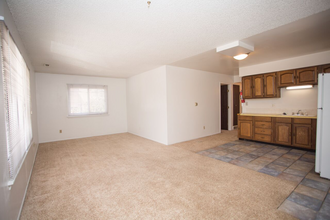 815 E Ivinson Ave in Laramie, WY - Building Photo - Interior Photo