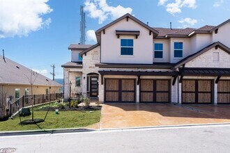 303 Cartwheel Bend in Austin, TX - Building Photo - Building Photo