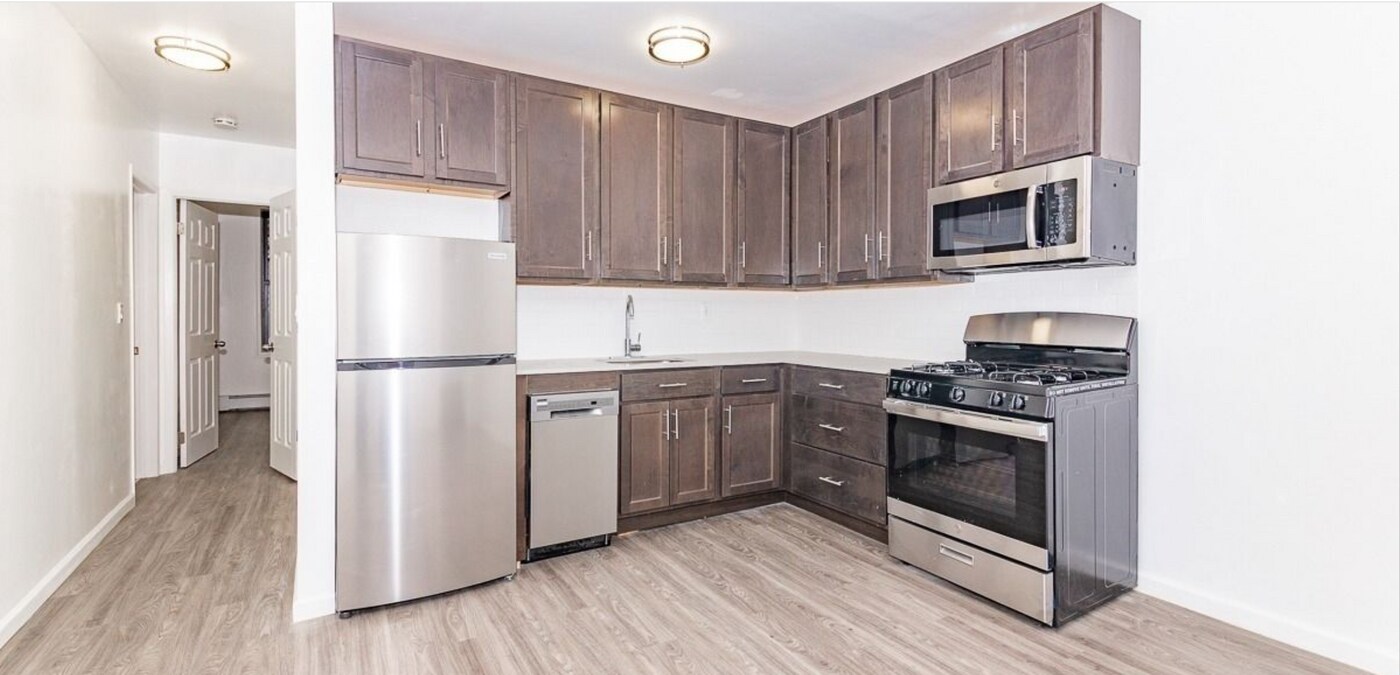 25 Jefferson St in Brooklyn, NY - Building Photo