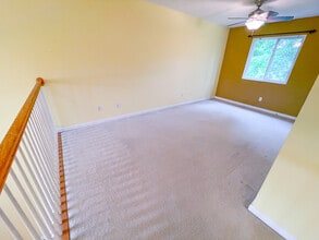 156 Robinson Walk in Bristol, TN - Building Photo - Building Photo