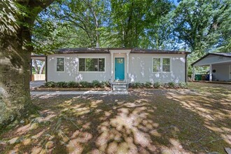 4084 Clay Dr in Atlanta, GA - Building Photo - Building Photo