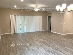 2403 Laylas Wy, Unit 207 in Jacksonville, FL - Building Photo - Building Photo