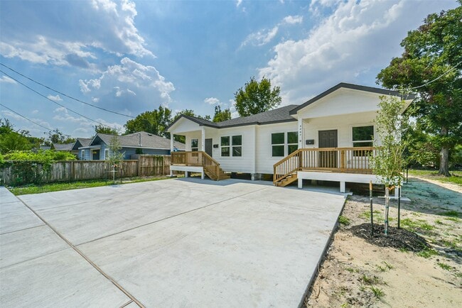 property at 3007 Bringhurst St