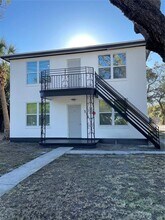 511 16th St S-Unit -4 in St. Petersburg, FL - Building Photo - Building Photo
