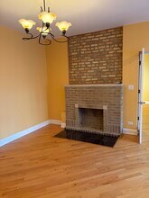 7726 N Paulina St #1, Unit 2 in Chicago, IL - Building Photo - Building Photo