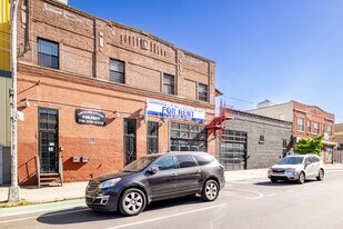 900-910 Grand St in Brooklyn, NY - Building Photo