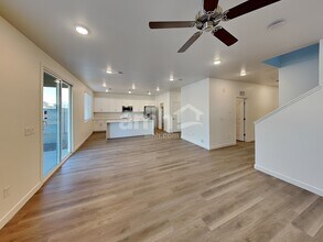 12532 W Flynn Ln in Glendale, AZ - Foto de edificio - Building Photo