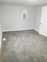 4644 W Gladys Ave, Unit 1 in Chicago, IL - Foto de edificio - Building Photo