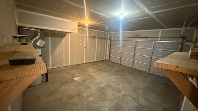 338 Leisek Way in Madras, OR - Building Photo - Building Photo