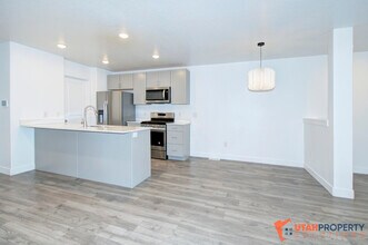 763 N 3860 W in Lehi, UT - Building Photo - Building Photo