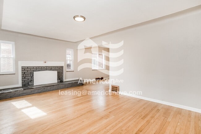 100 Spokane Dr in Pontiac, MI - Building Photo - Building Photo