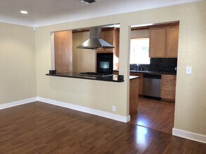 507 E Cypress St in Glendale, CA - Building Photo - Building Photo