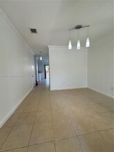 12975 SW 135th St in Miami, FL - Foto de edificio - Building Photo